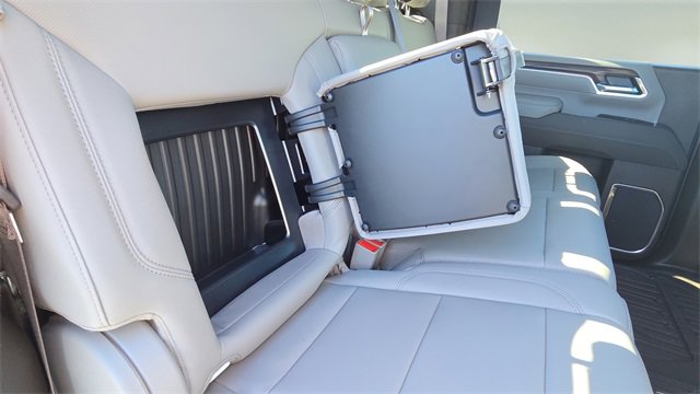 New 2026 GMC Sierra 2500 SLT w/ SLT Premium Package image 19