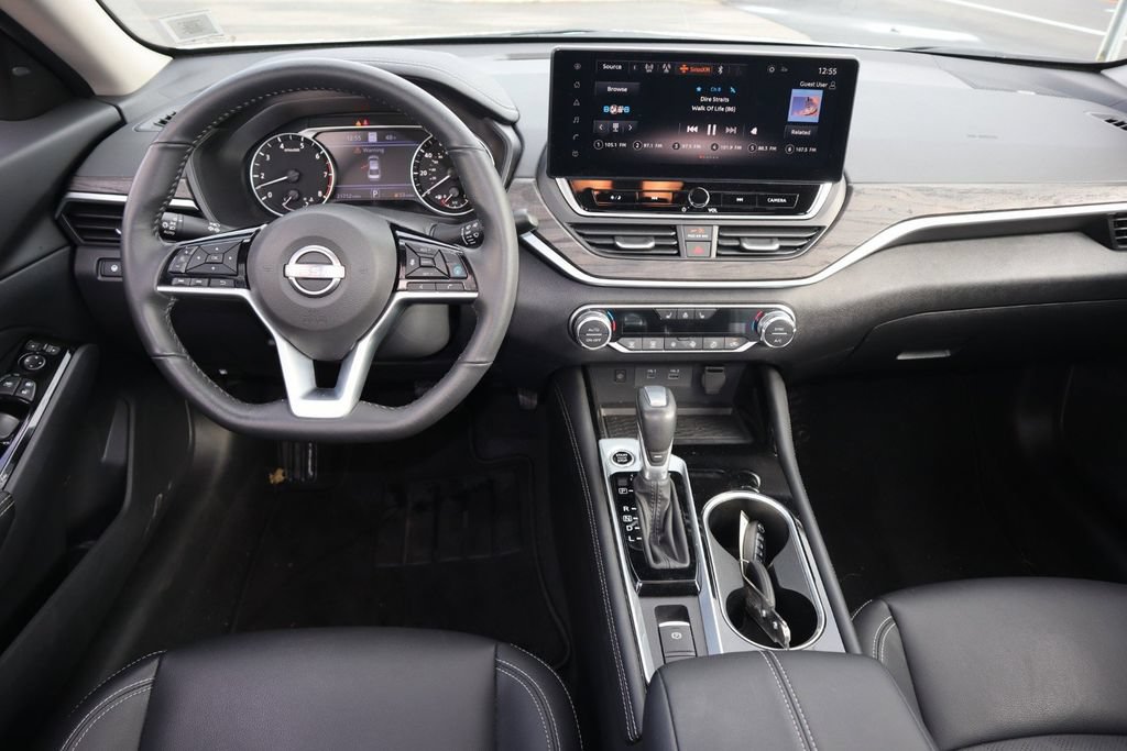 Certified 2025 Nissan Altima 2.5 SL FWD image 16