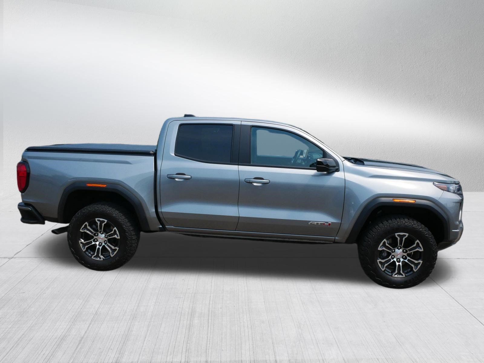 Used 2023 GMC Canyon AT4 w/ Canyon Safety Plus Package AWD/4WD image 8