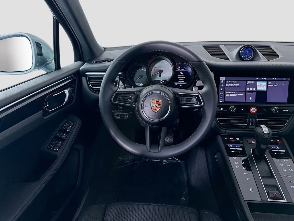 New 2025 Porsche Macan S image 25