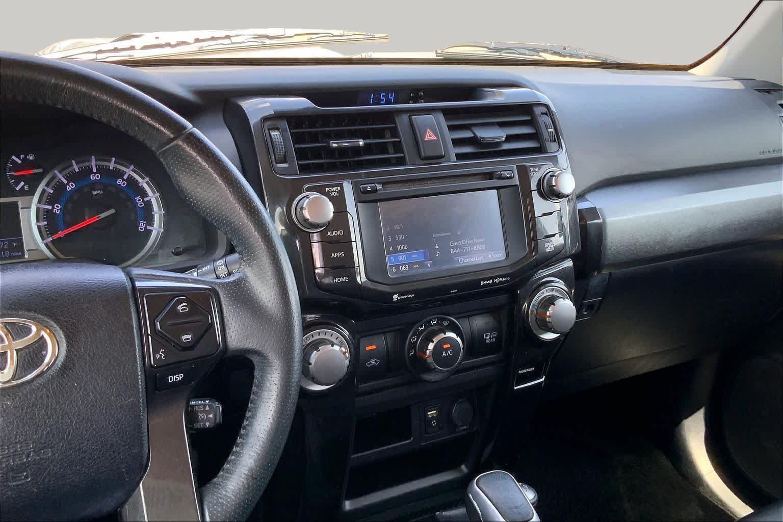 Used 2018 Toyota 4Runner TRD Off-Road Premium AWD/4WD image 7