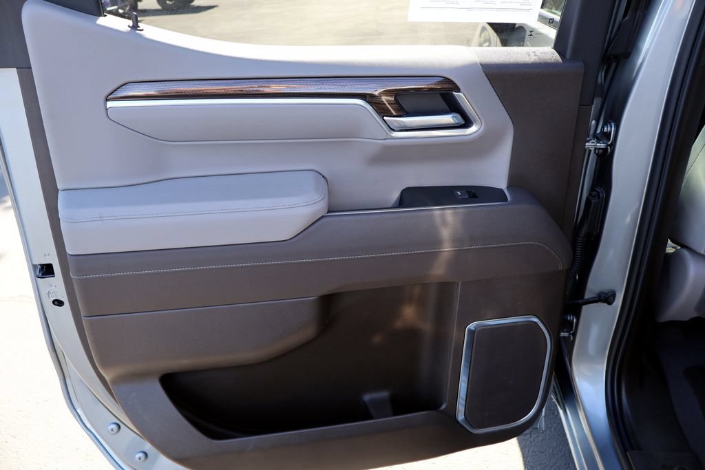 Used 2026 Chevrolet Silverado 1500 LT RWD image 25