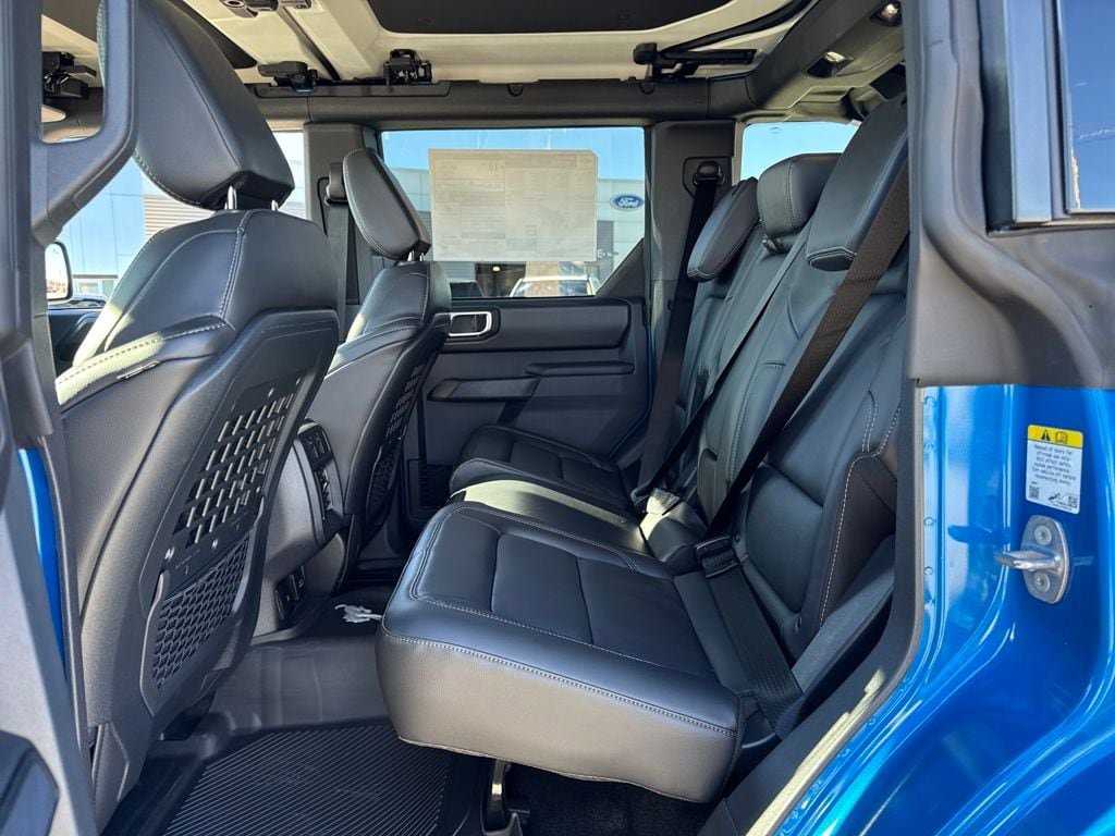 New 2025 Ford Bronco Badlands w/ Sasquatch Package AWD/4WD image 14