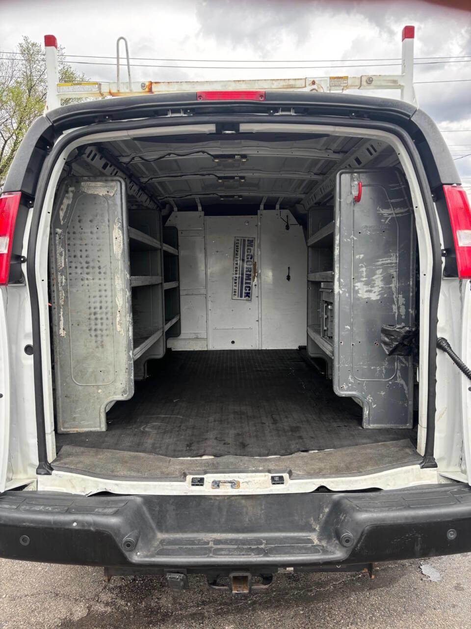 Used 2019 Chevrolet Express 2500 w/ Driver Convenience Package image 12