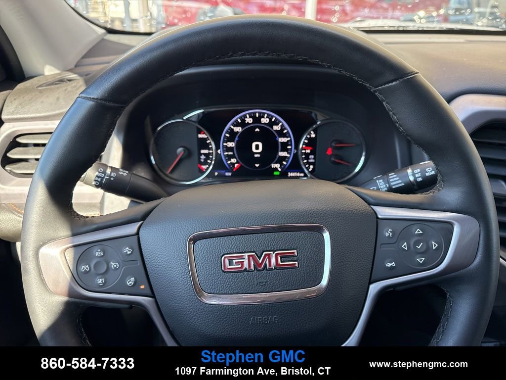 Used 2023 GMC Acadia AT4 w/ Technology Package image 17