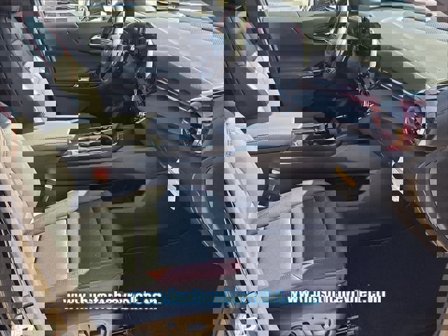 Used 2026 Chevrolet Equinox RS w/ Convenience Package III FWD image 15