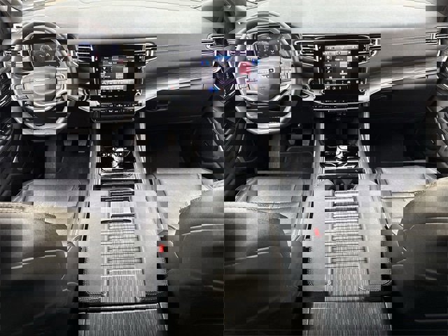 Used 2024 Jeep Wagoneer L Series II image 11