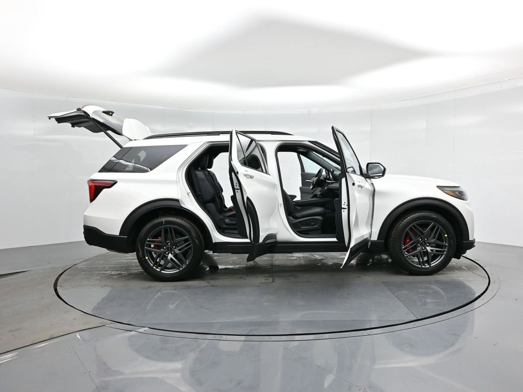 New 2025 Ford Explorer ST w/ Sun And Sound Package image 4
