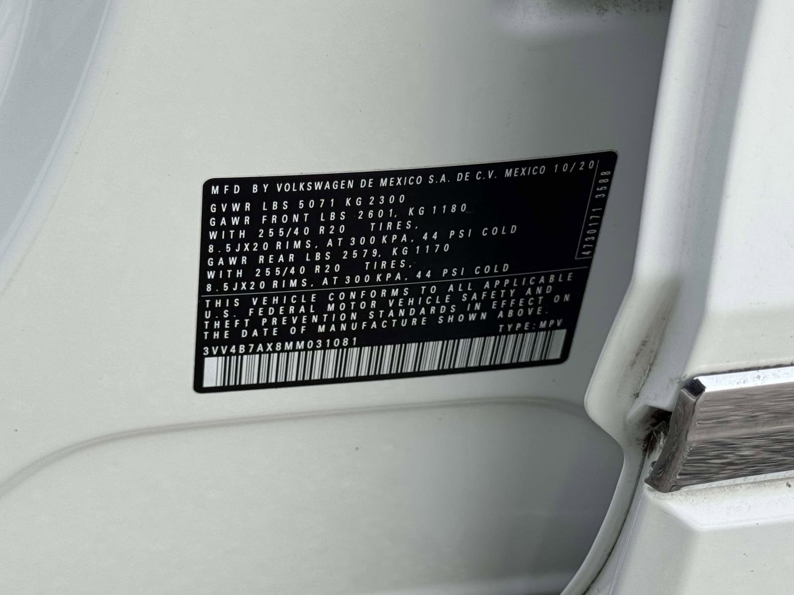 Certified 2021 Volkswagen Tiguan SEL Premium R-Line image 27