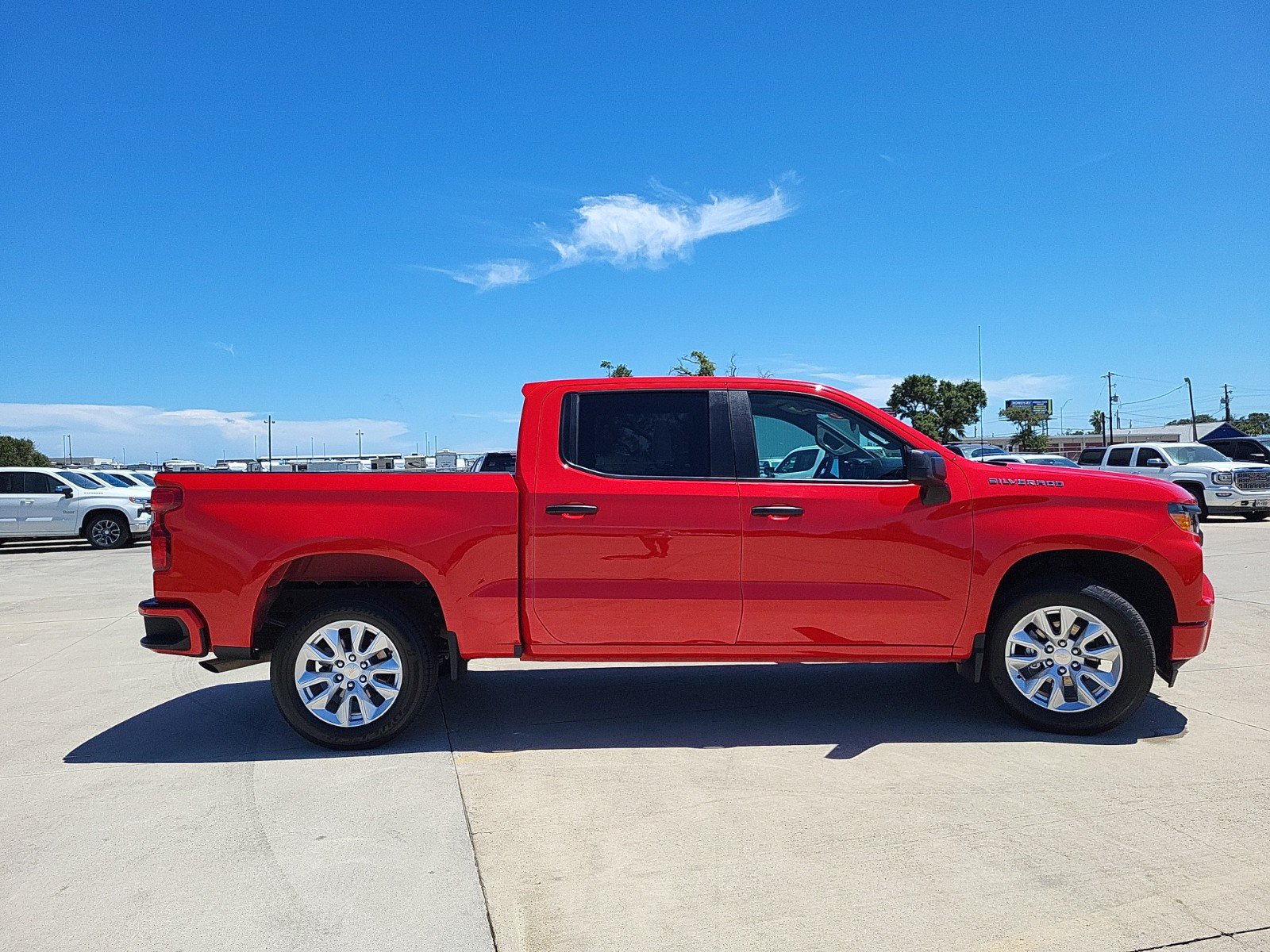 Used 2022 Chevrolet Silverado 1500 Custom RWD image 4