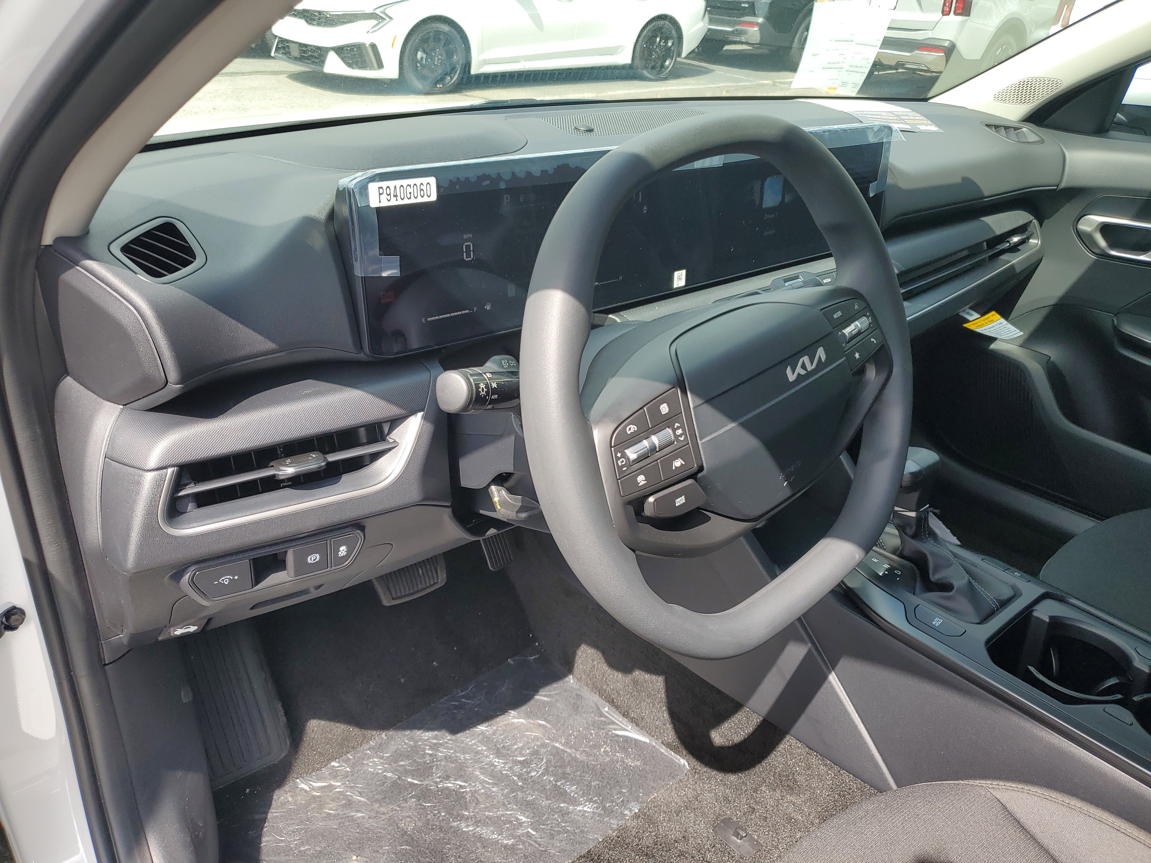 New 2026 Kia K4 FWD image 19