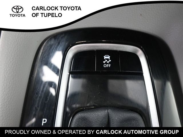Used 2025 Toyota Corolla LE image 13
