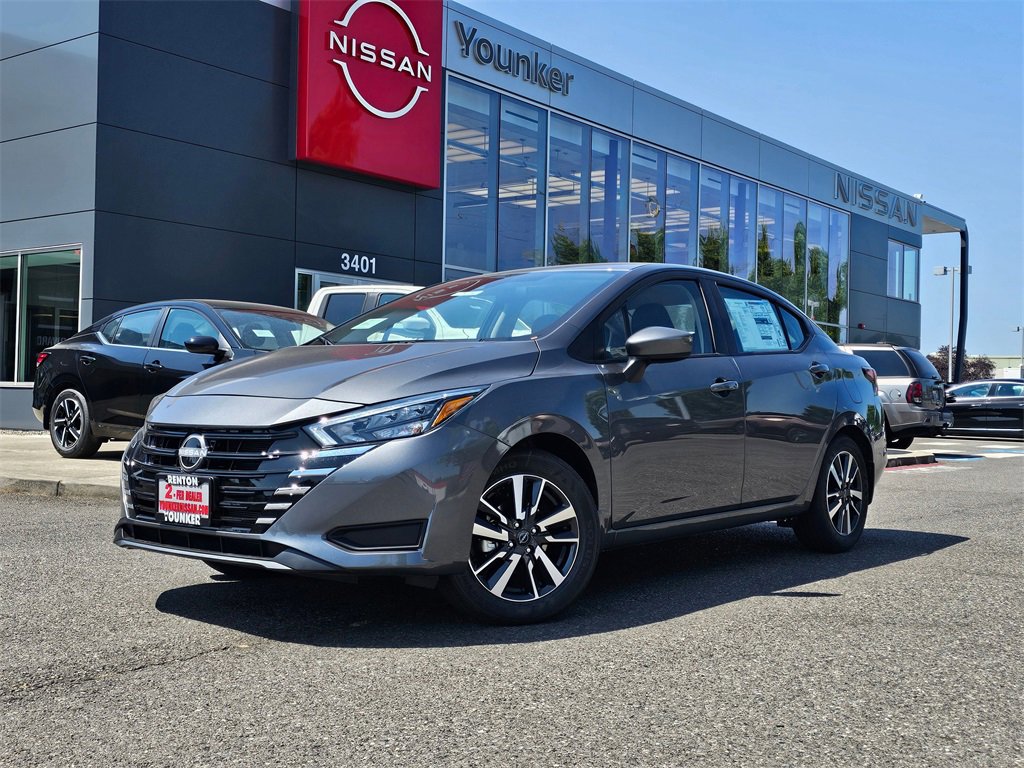 New 2025 Nissan Versa SV w/ Trunk Package