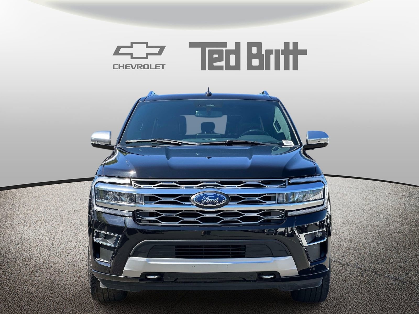 Used 2022 Ford Expedition Max Platinum AWD/4WD image 2