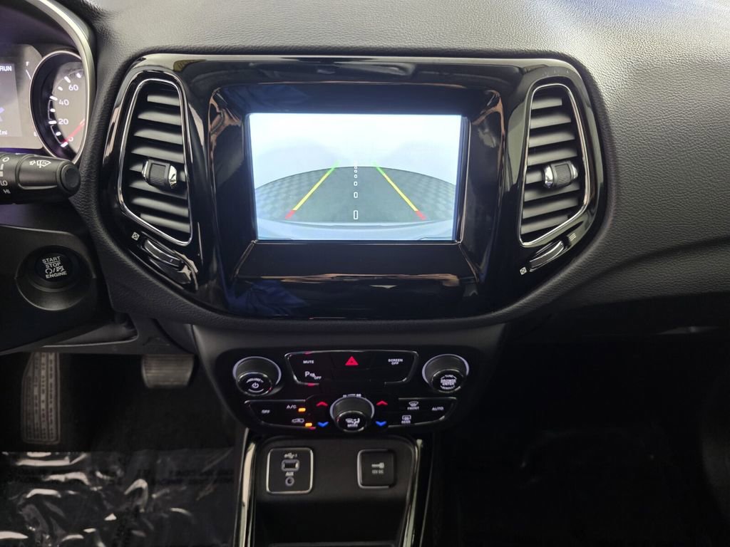 Certified 2020 Jeep Compass Altitude image 24