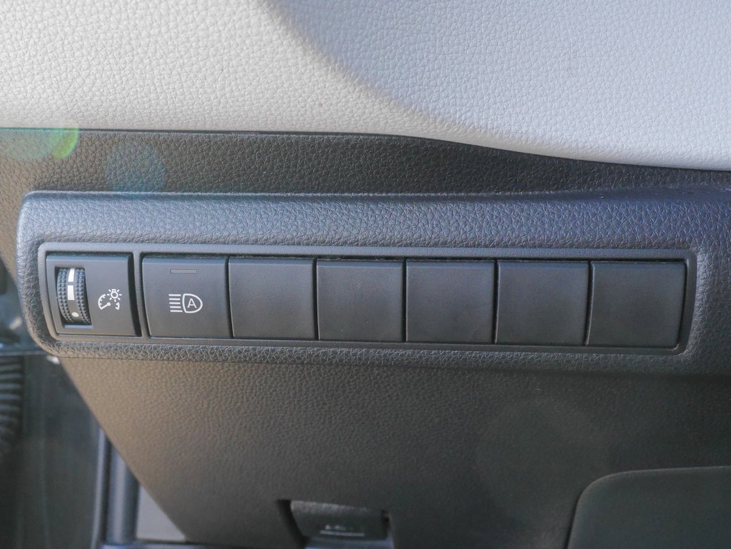 Used 2020 Toyota Corolla SE image 22