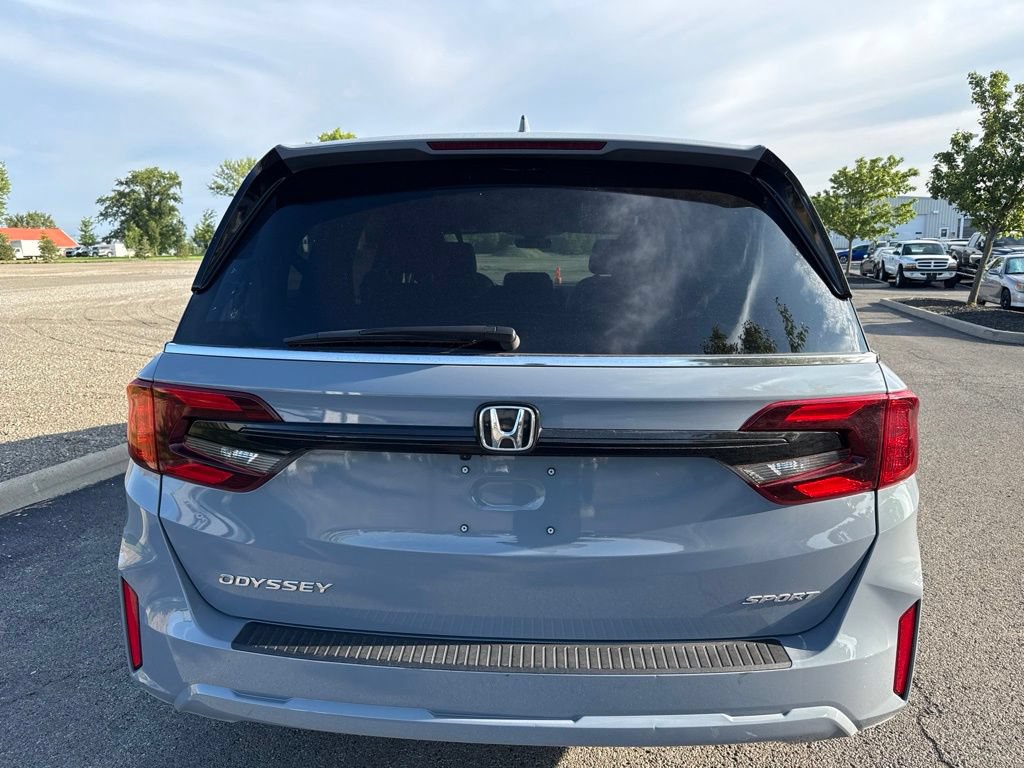 Used 2025 Honda Odyssey Sport-L image 9