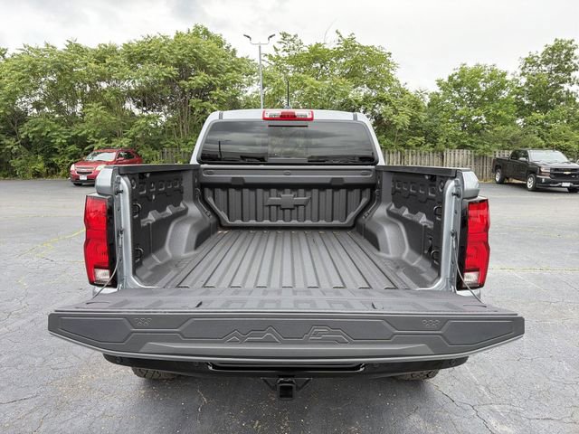 New 2026 Chevrolet Colorado ZR2 w/ Technology Package AWD/4WD image 15
