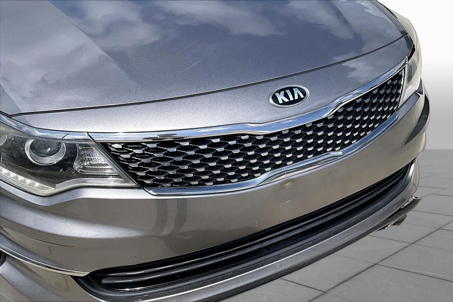 Used 2016 Kia Optima EX FWD image 26