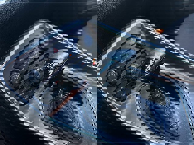 Used 2021 Dodge Challenger R/T w/ Shaker Package image 19