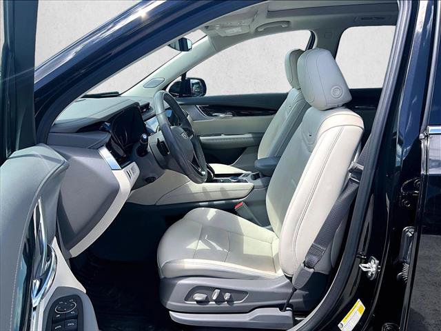 Used 2024 Cadillac XT6 Premium Luxury FWD image 27