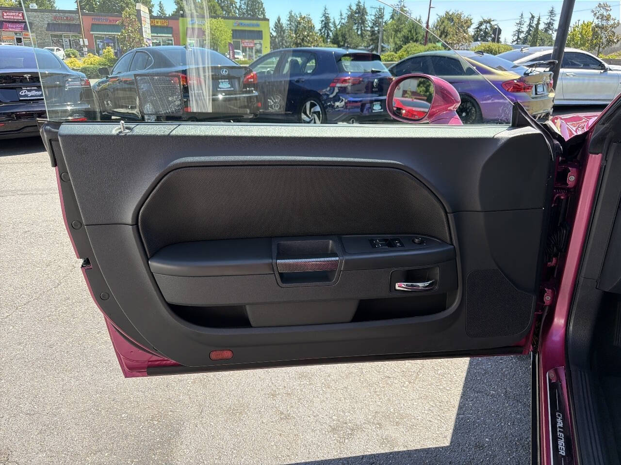 Used 2010 Dodge Challenger R/T RWD image 23