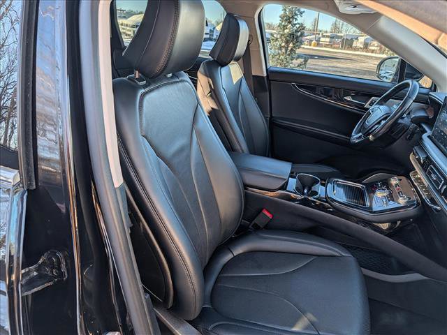 Used 2022 Lincoln Nautilus Reserve w/ Equipment Group 202A image 14