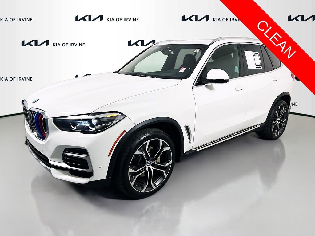 Used 2022 BMW X5 sDrive40i w/ Premium Package image 3