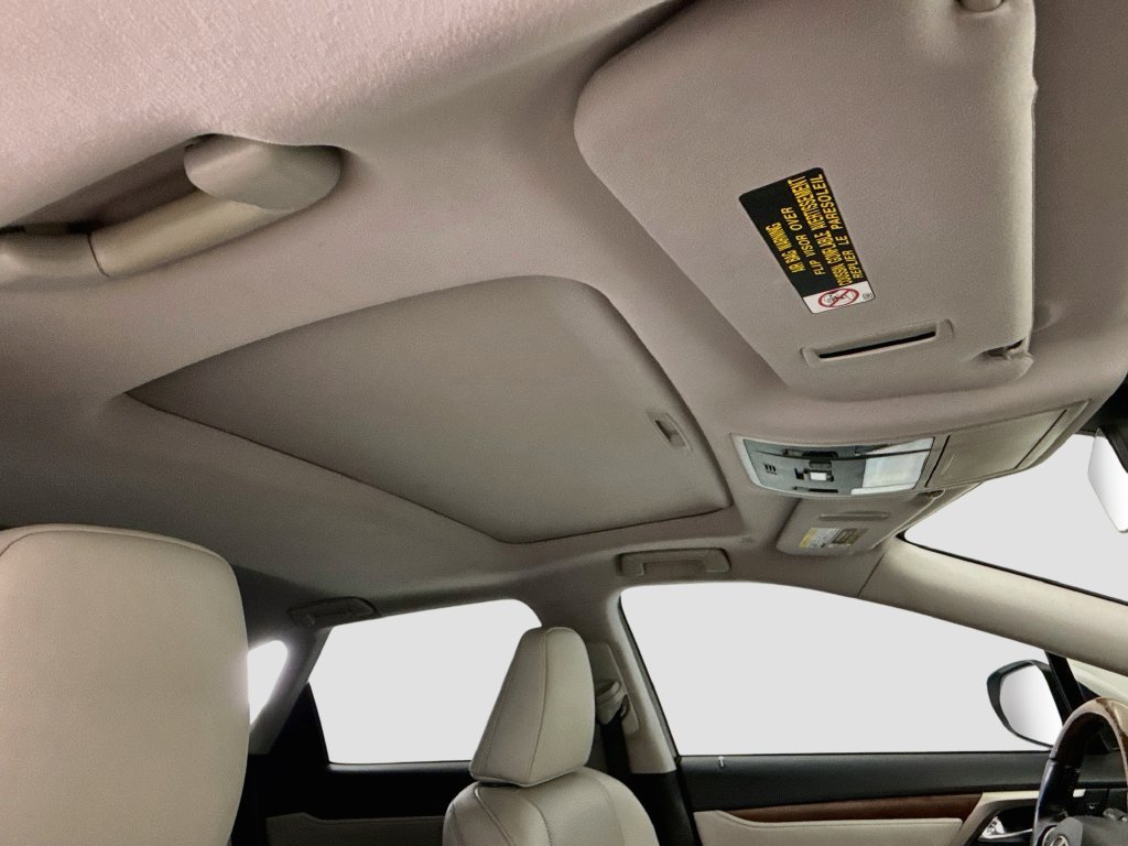 Used 2020 Lexus RX 350L FWD w/ Premium Package image 17