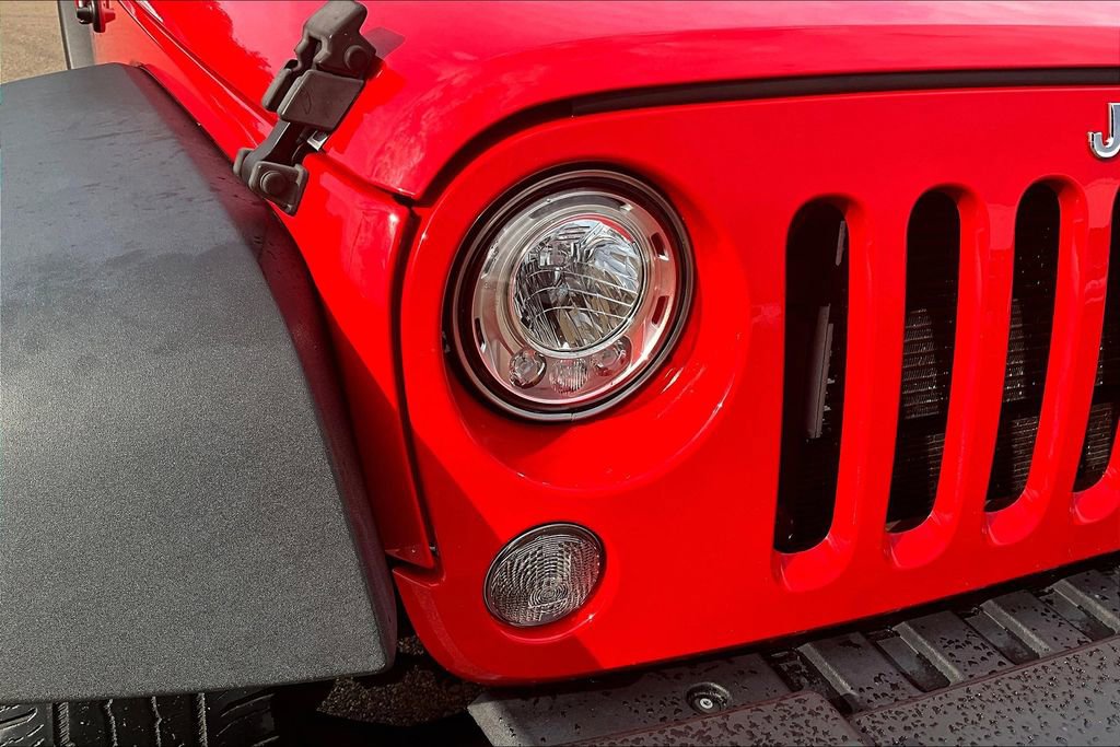 Used 2018 Jeep Wrangler Unlimited Sport w/ LED Lighting Group image 27