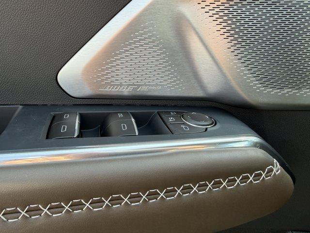 New 2027 GMC Acadia Denali Ultimate w/ LPO, Floor Liner Package AWD/4WD image 35