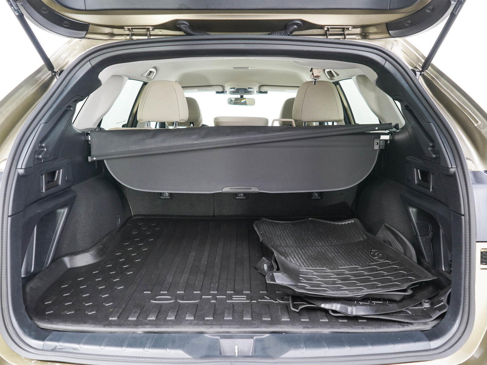 Used 2024 Subaru Outback Premium AWD/4WD image 9