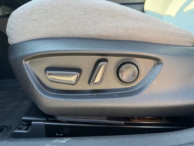 Used 2026 Toyota Camry LE w/ Convenience Package FWD image 23