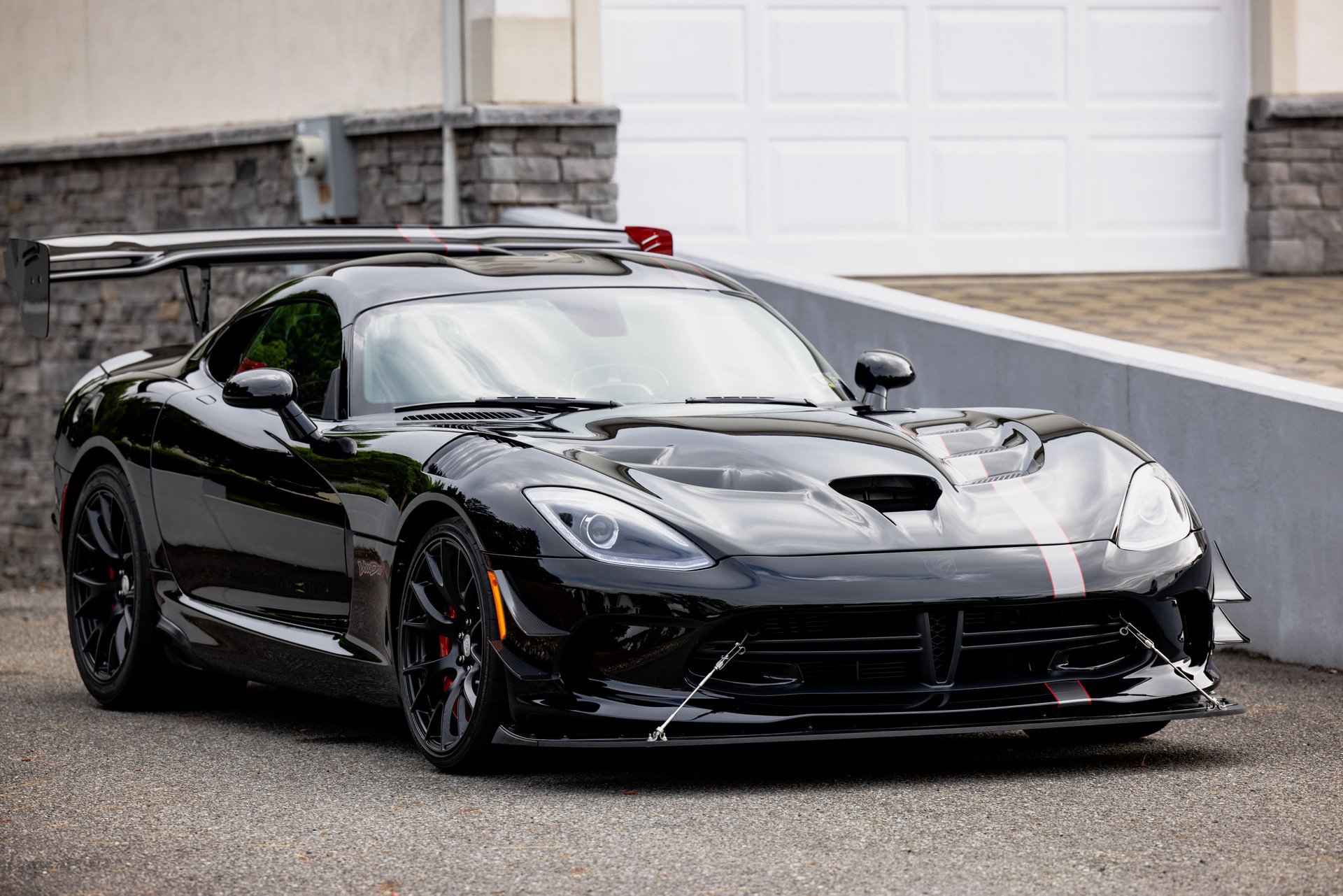 Used 2017 Dodge Viper GTC w/ ACR Package RWD image 12
