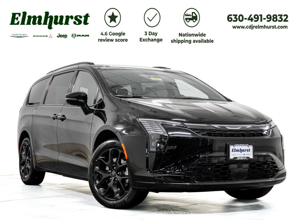 New 2027 Chrysler Pacifica Limited w/ Family Tech Group AWD/4WD image 1