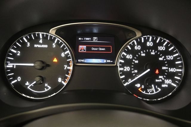 Used 2019 Nissan Pathfinder SL AWD/4WD image 12