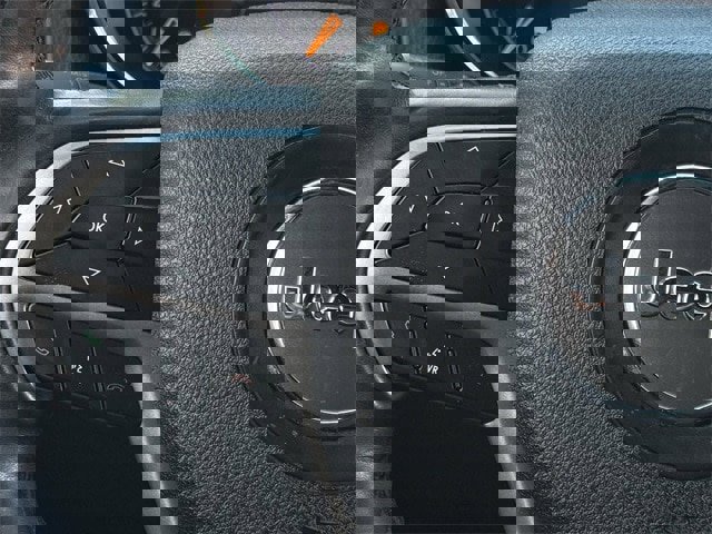 Used 2018 Jeep Grand Cherokee Laredo image 11