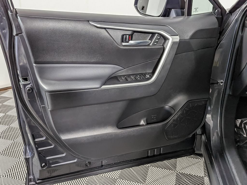 Used 2024 Toyota RAV4 XLE Premium image 16