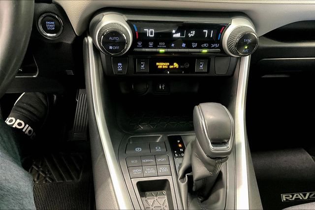 Used 2019 Toyota RAV4 XLE w/ Convenience Package image 15