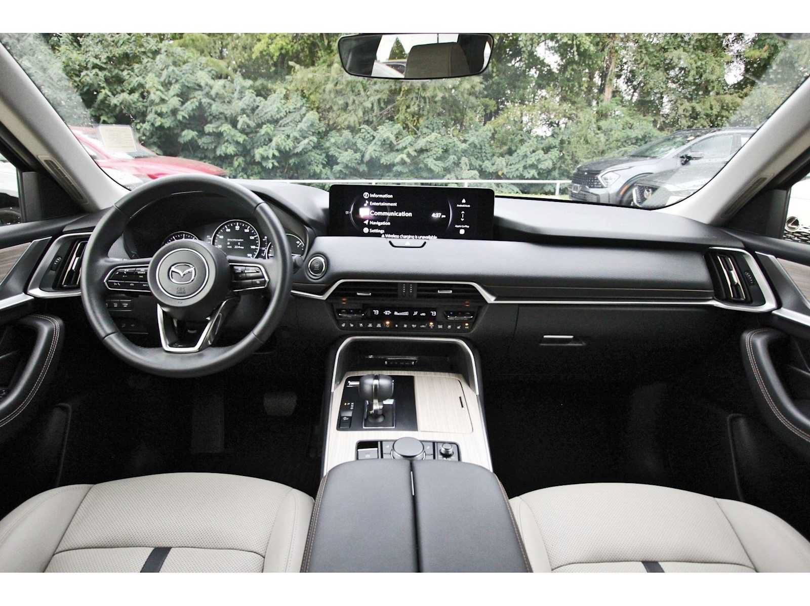Used 2026 MAZDA CX-90 3.3 Turbo w/ Preferred Package AWD/4WD image 7