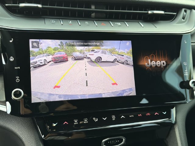 Used 2026 Jeep Grand Cherokee L Limited w/ Limited Altitude Package AWD/4WD image 33