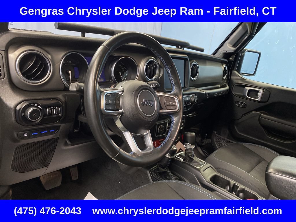 Used 2022 Jeep Wrangler Unlimited Rubicon 4xe w/ Cold Weather Group AWD/4WD image 10
