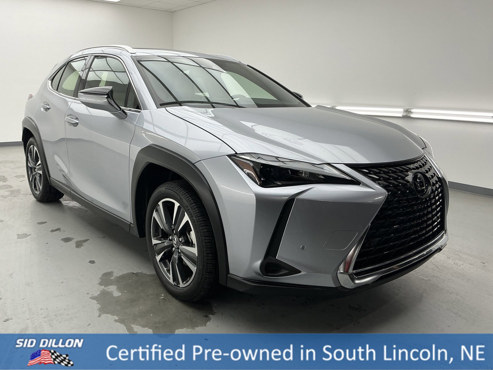 Used 2024 Lexus UX 250h UX 250h image 3