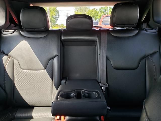 Used 2023 Jeep Compass Latitude AWD/4WD image 15