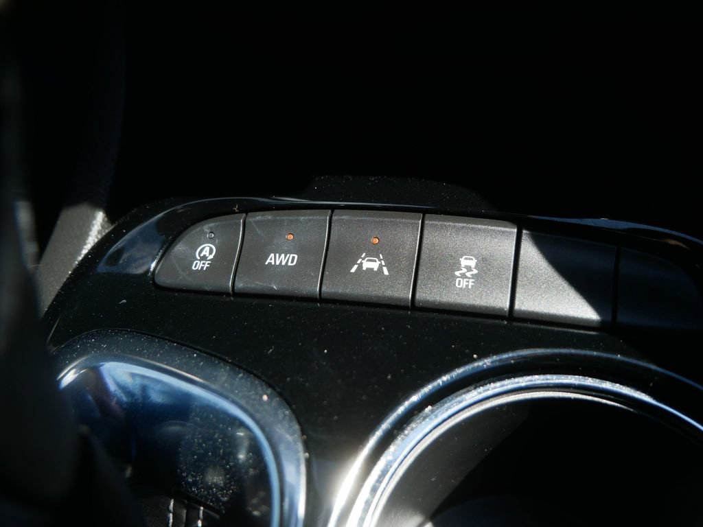 Used 2023 Buick Encore GX Essence w/ Experience Buick Package image 24