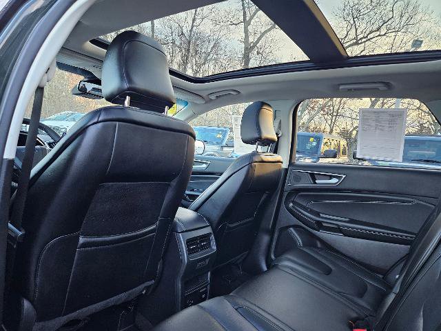 Certified 2022 Ford Edge Titanium w/ Equipment Group 301A image 10