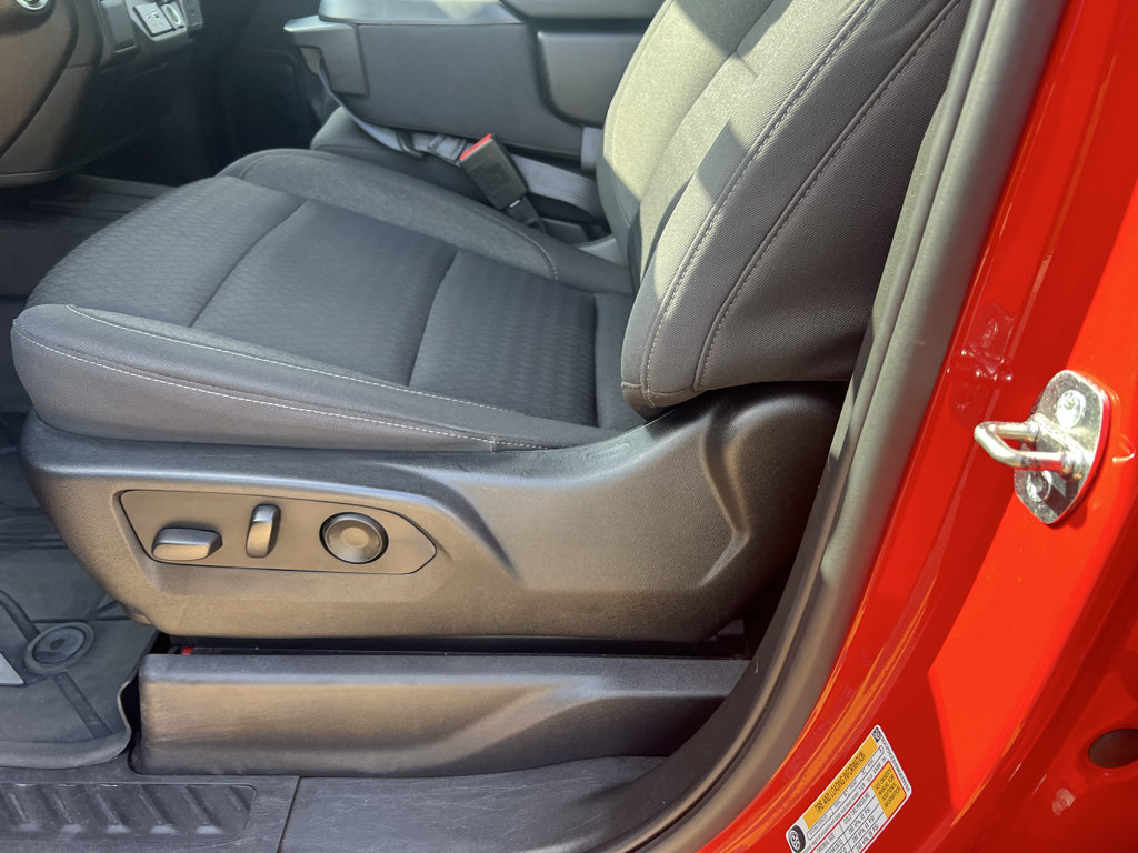 Used 2022 Chevrolet Silverado 1500 Custom Trail Boss w/ LPO, Dark Essentials Package AWD/4WD image 17