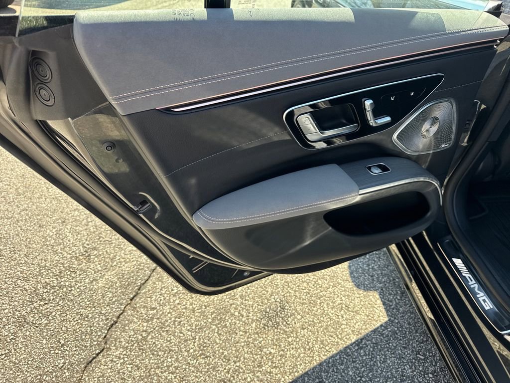 Used 2022 Mercedes-Benz EQS AMG 4MATIC image 21