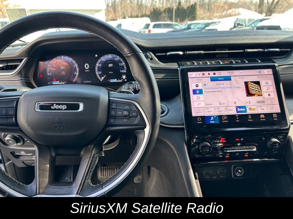 Used 2022 Jeep Grand Cherokee L Limited image 19