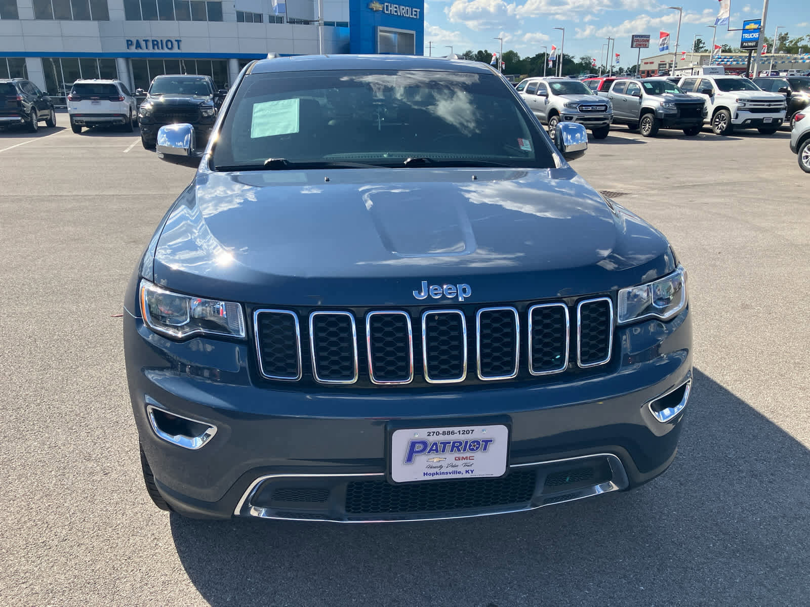 Used 2021 Jeep Grand Cherokee Limited image 2